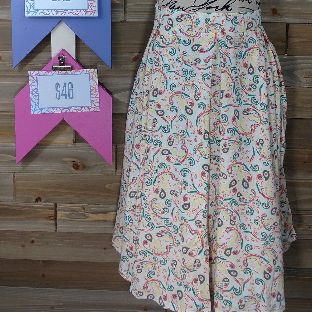 LuLaRoe NWT 2X Madison skirt